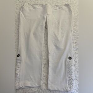 Soft Surroundings White Crop Jeans